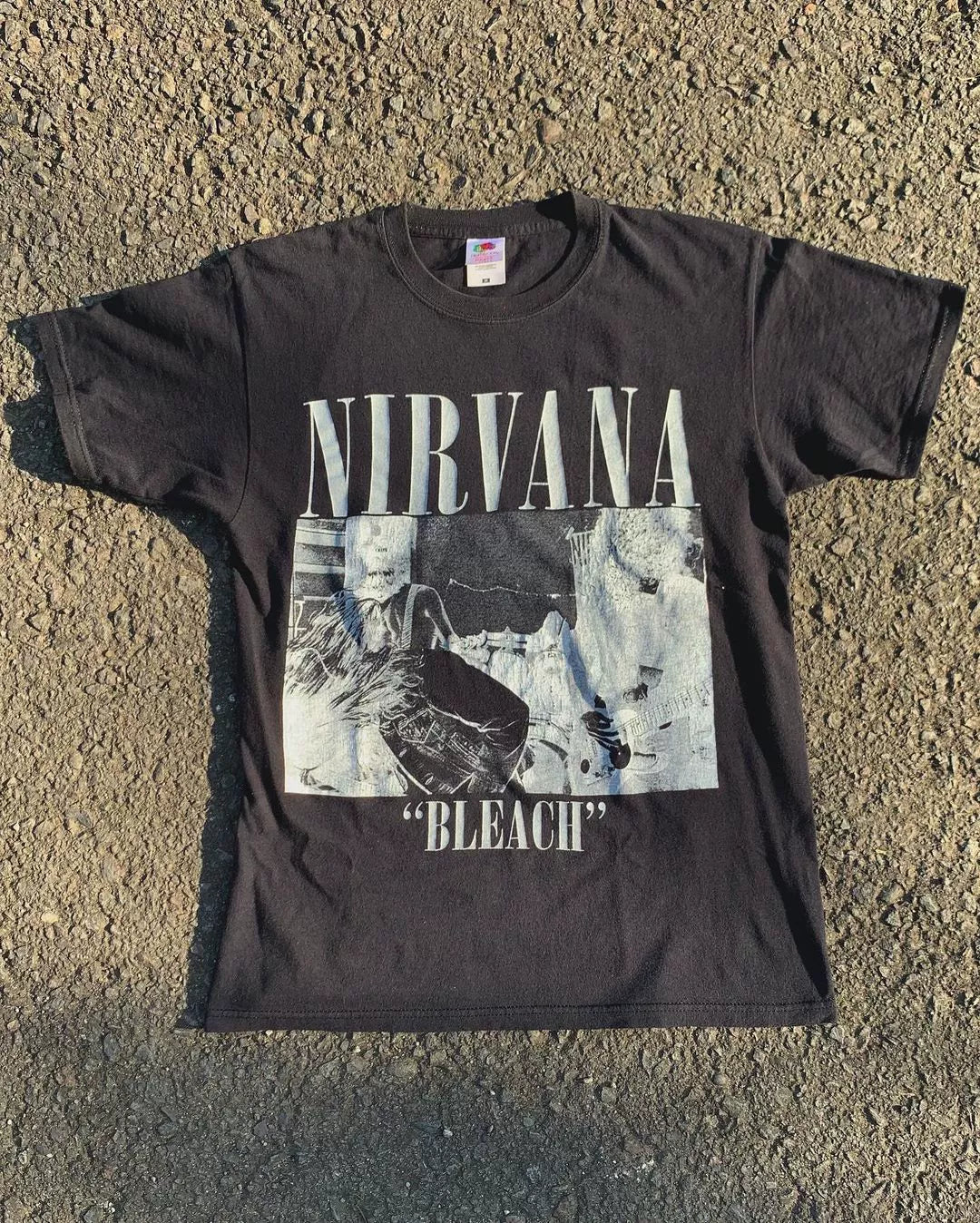 Bleach Nirvana Album Distressed Short Sleeve T-shirt