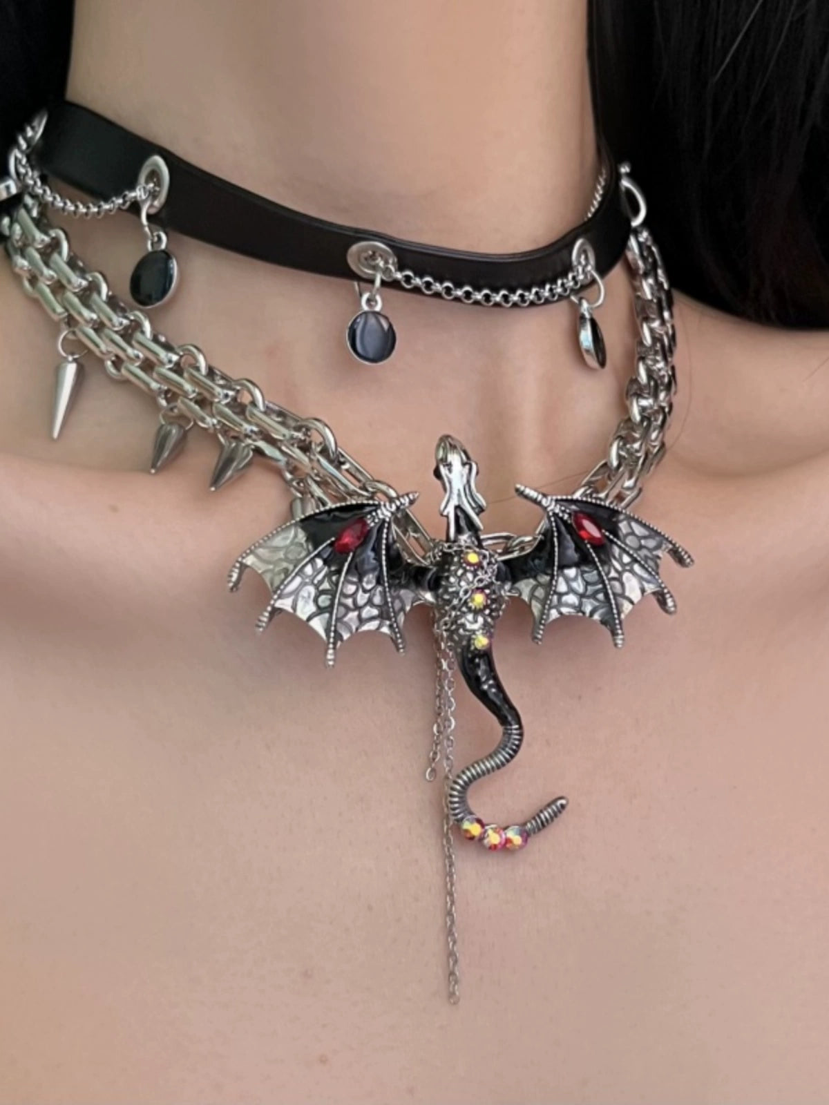 Exaggerated Imprisonment Fancy Choker - Fashionable Necklace with a Touch of Edgy Style