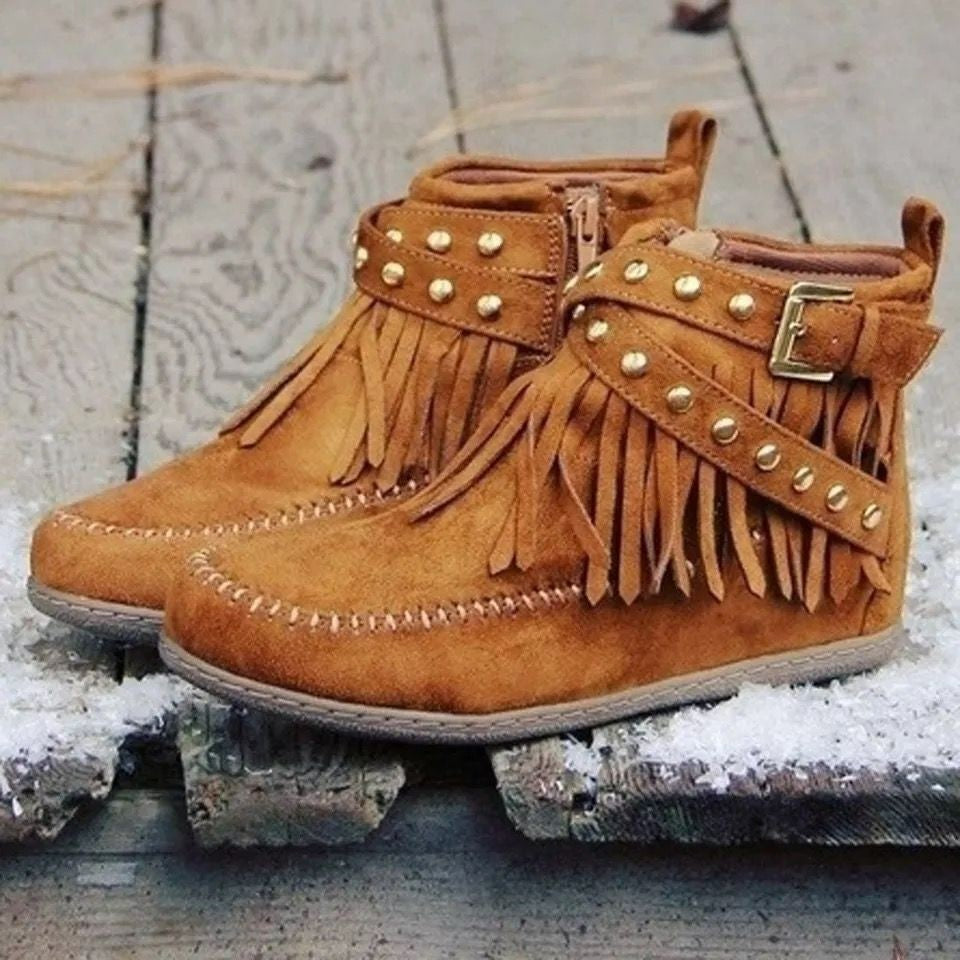 Women's Flat Fringe Western Style Boots With Metal Riveted Buckle Straps