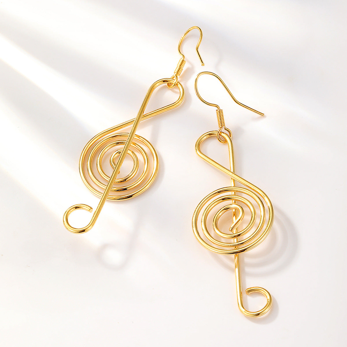 Stylish Graceful Simple Wire Wound Treble Cleff Earrings