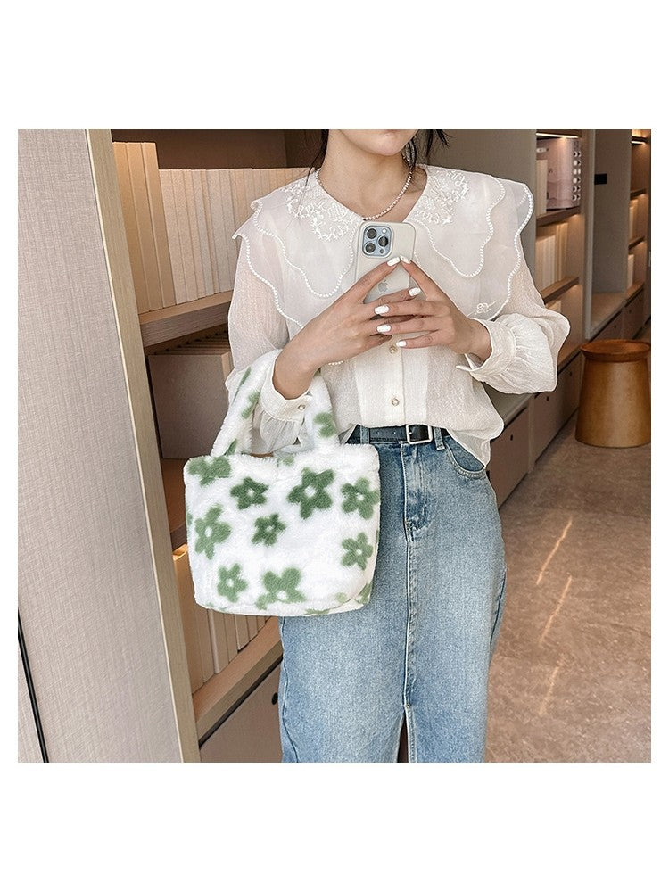 Cute Plush Flower Or Heart Print Tote Bag Handbags