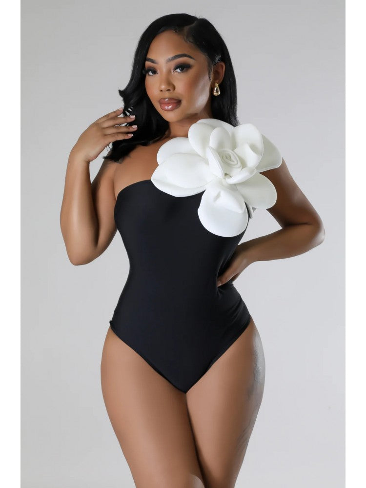 Sexy Contrast Color 3D Flowers Strapless Bodysuits