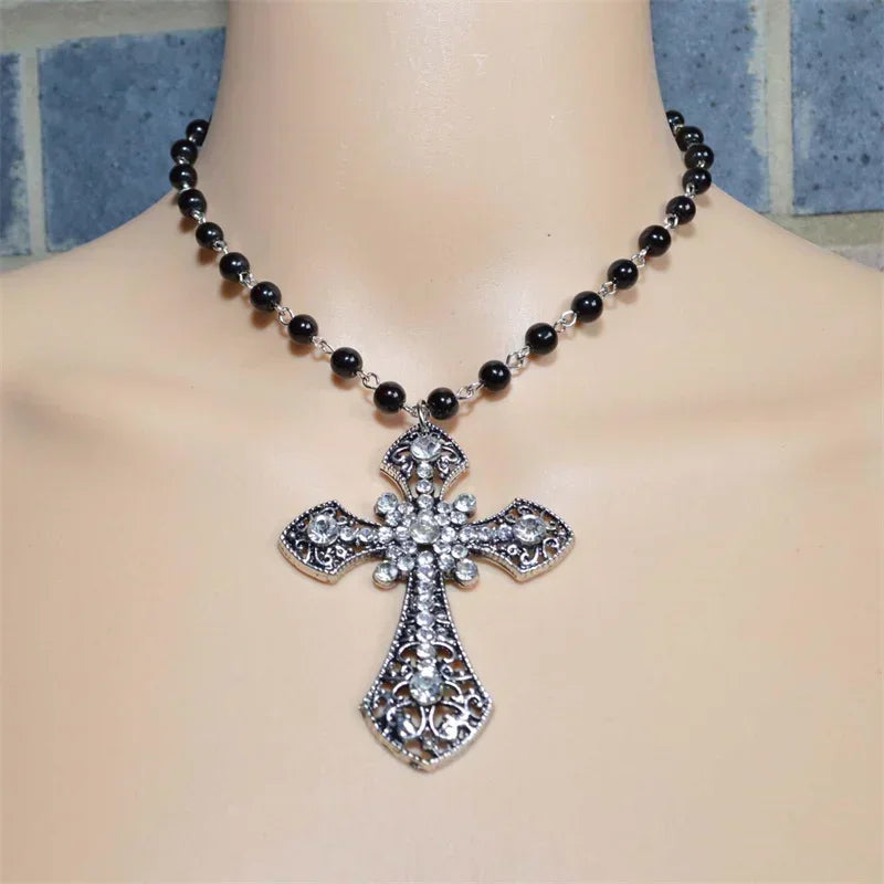 Victorian Big Cross Pendant Necklace White Pearl Choker Vampire Cross Rosary Goth Punk Crystal Cross Metal Jewelry Accessories