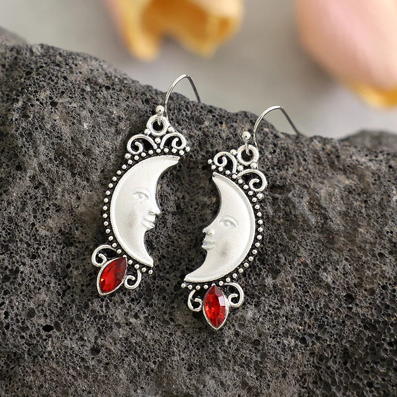 Exquisite Moon Smiling Face Earrings – Retro Fashion with Red Crystal, Trendy Women’s Jewelry