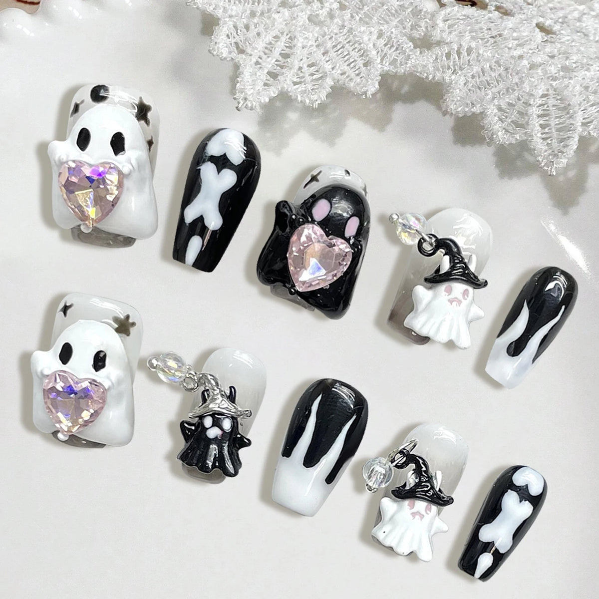 Handmade Press on Nails Cute White Ghost 3D Crystal Decor False Nails Full Cover Wearable Sweet Cool Girls Halloween Fake Nails