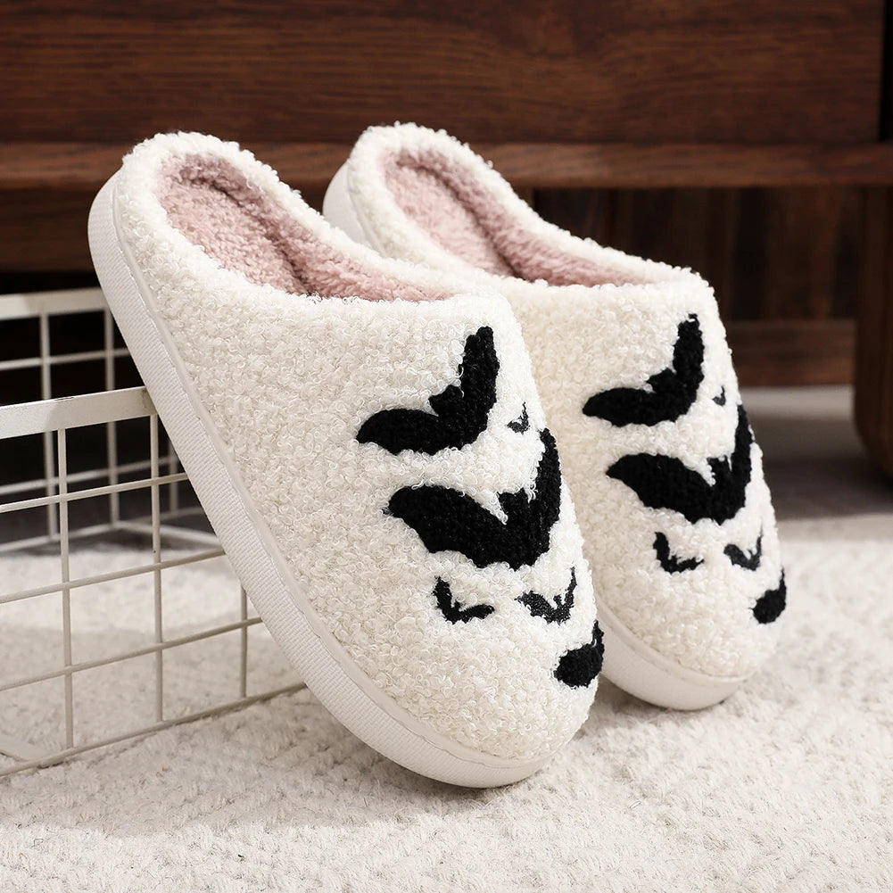 Halloween Bat Plush Slippers – Horror Ghost Flat Shoes, Spiderweb Thermal Indoor Slippers for Women, Comfortable Halloween Gift