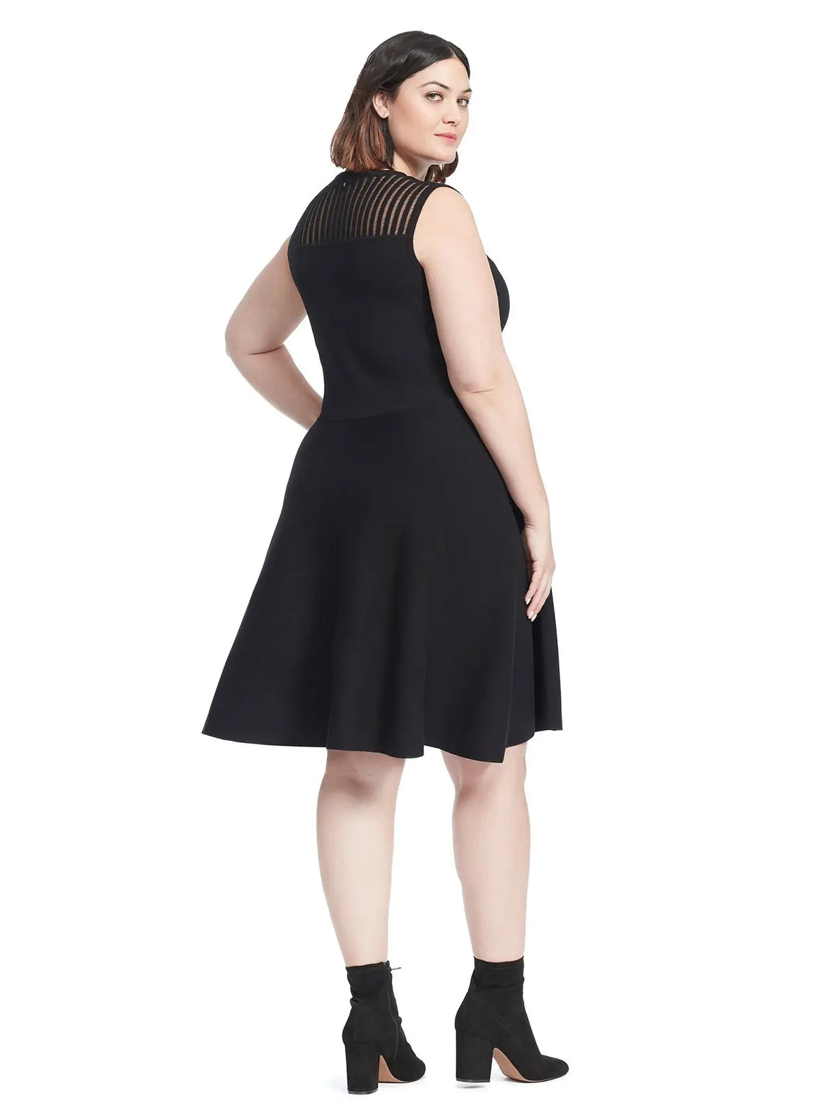 Plus Size Sleeveless Summer Tank Dress - Elegant O-Neck Elastic Waist Fit and Flare A-Line Office Dress