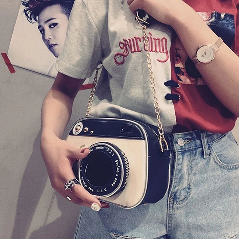 Retro Camera 3D Vintage Novelty Fashion Crossbody Messenger Style Handbag With Chain Strap