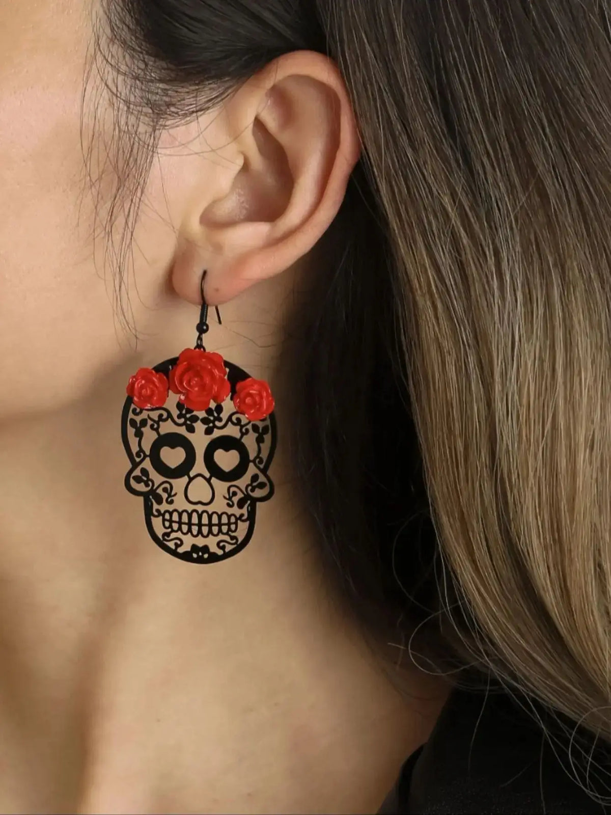 Gothic Rose Hollowed Out Skull Love Earrings