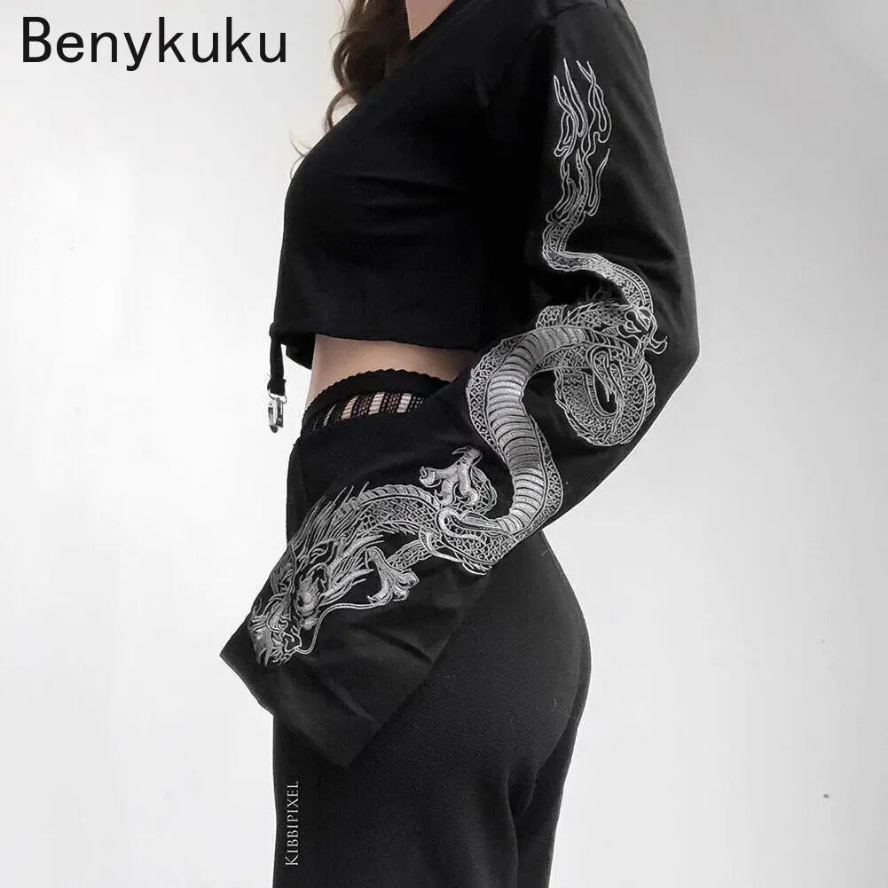 Gothic Punk Cool Girl Grunge Dragon Pattern T-Shirt – Long Sleeve Loose Sweatshirt, Harajuku Black Crop Top Pullover for Women