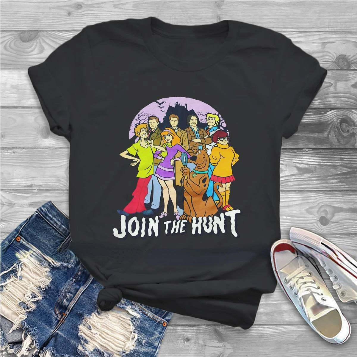 Casual Vintage TV Women’s T-Shirt – ‘Join The Hunt’ Graphic Tee, Ladies Short Sleeve Top