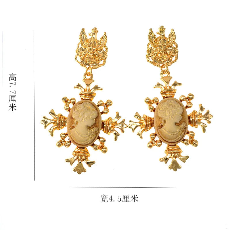 Exaggerated Baroque Resin Figure Earrings – Retro Courtly Style Artistic Jewelry for Girls