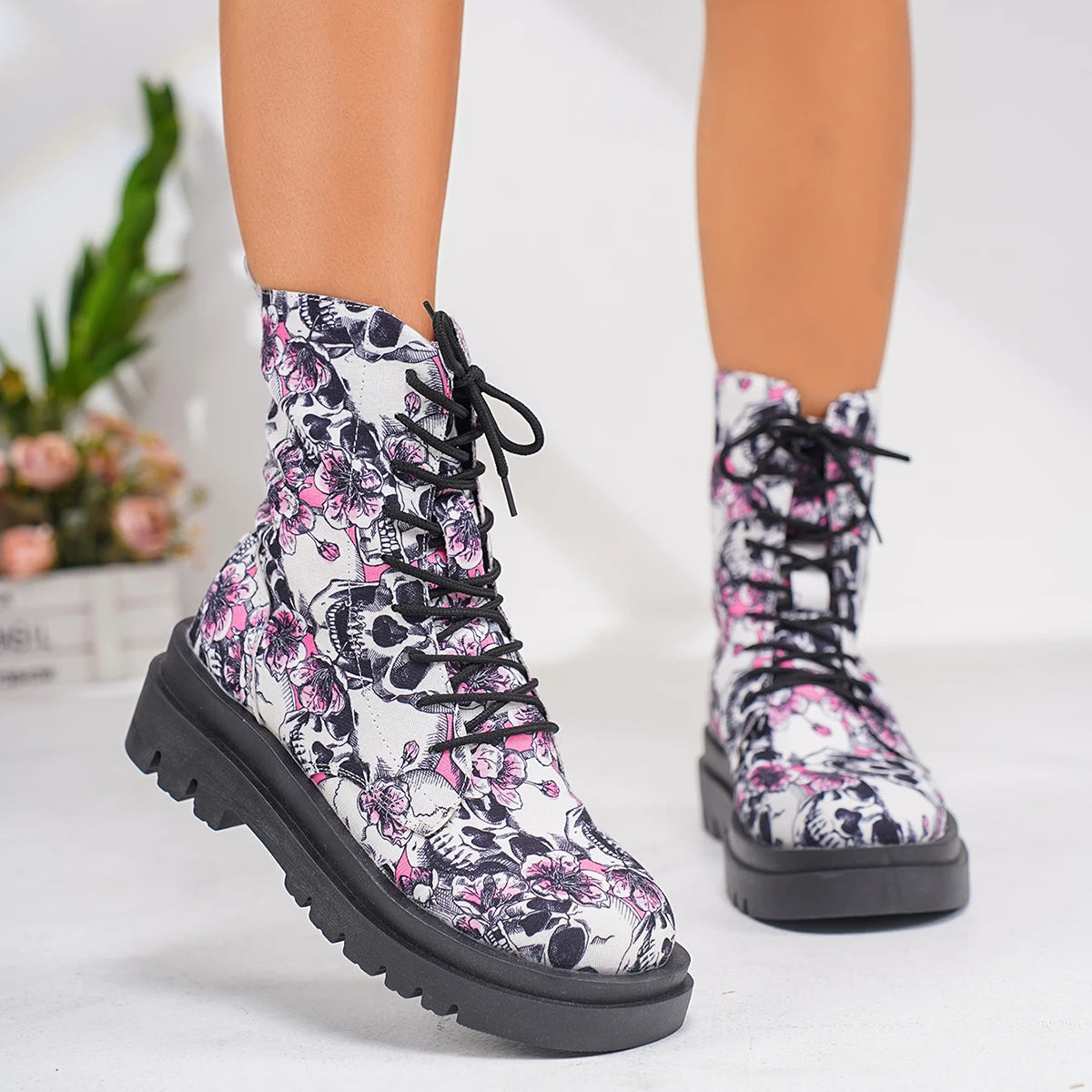 Spring and Autumn Punk Style Patterned Print Lace-Up Martin Boots