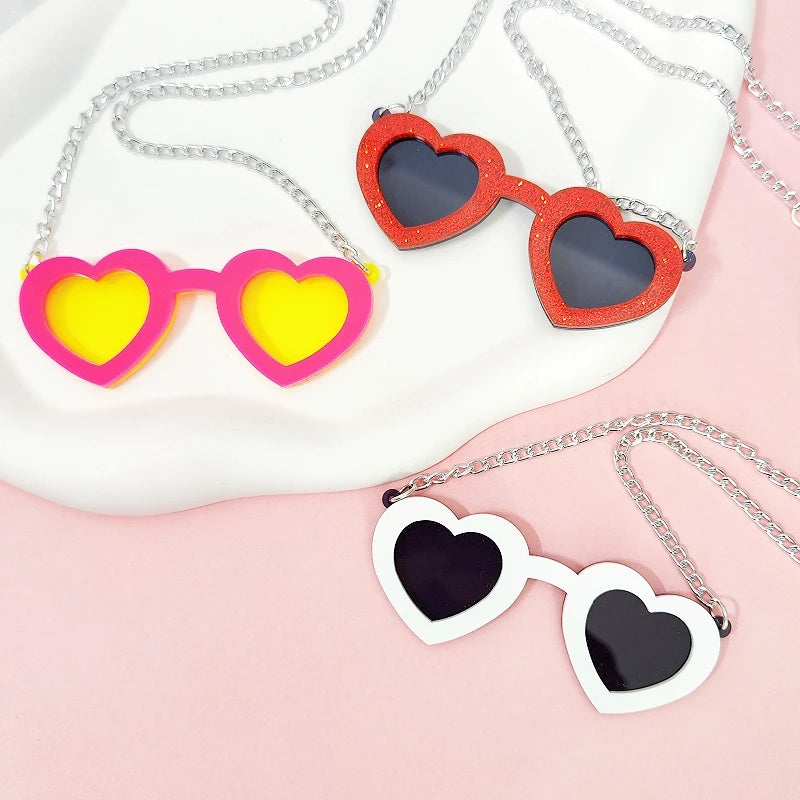 KUGUYS Retro Sunglasses Pendant Necklaces - Vintage Acrylic Summer Party Jewelry for Women, Red Pink White Accessories