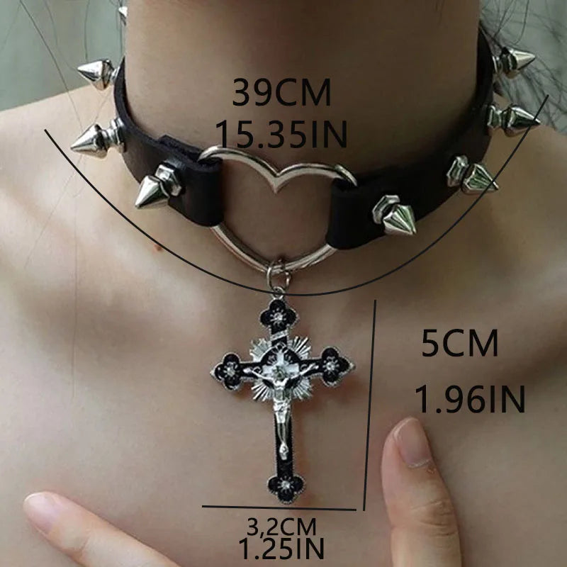 Thorn Sexy Cross Necklace Stud Heart Choke Punk Aesthetic Leather Pendant Necklace Women's Egirl Jewelry Gothic Accessories