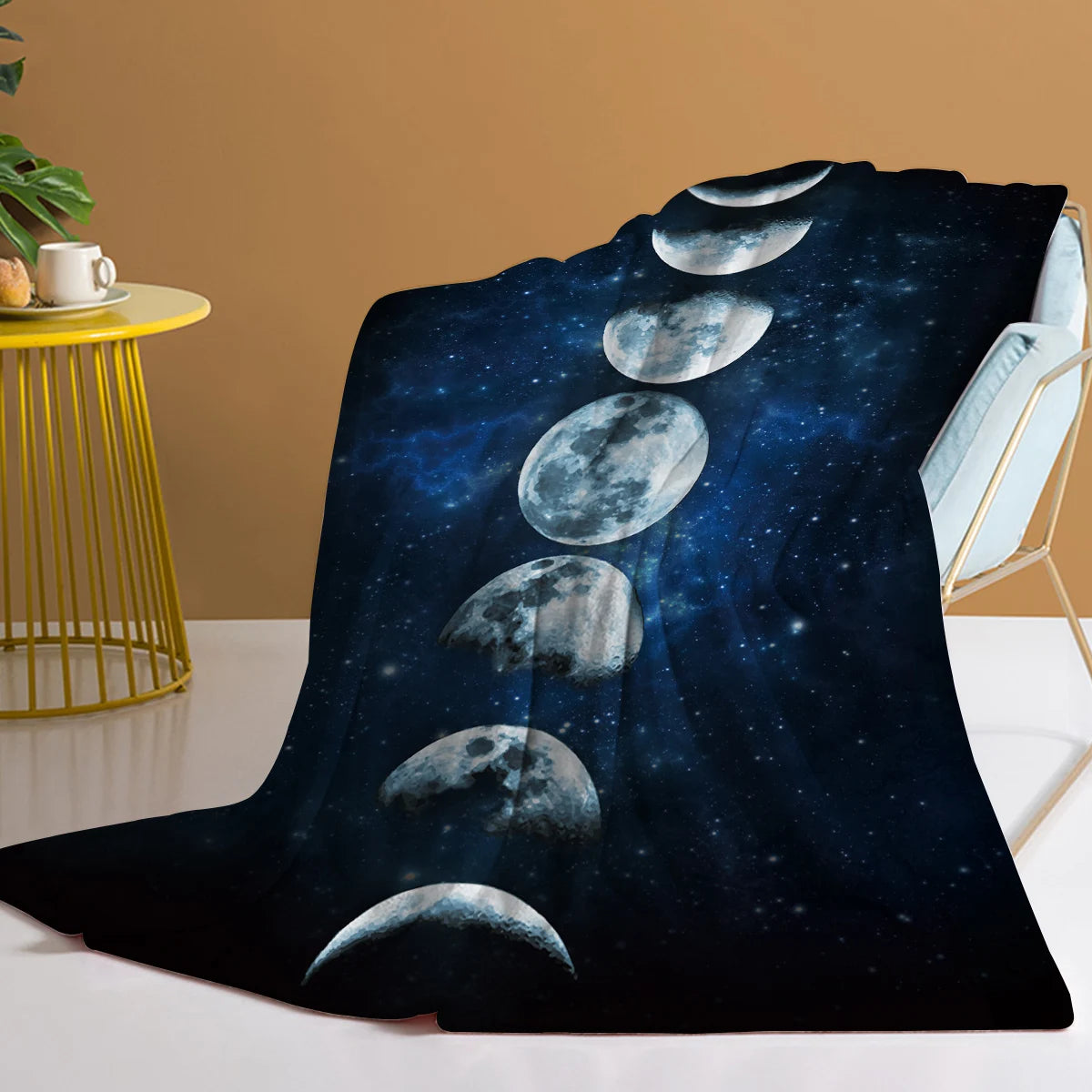 Moon Blanket Printed Throw Blanket Plush Fluffy Flannel Fleece Blanket Soft Throws for Sofa Couch and Bed