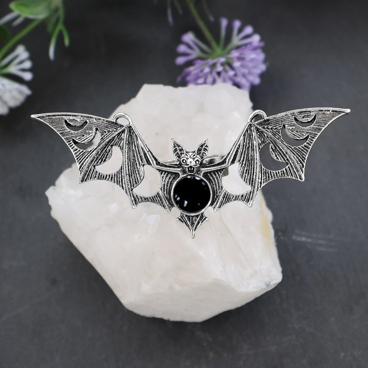 1pc Moon Phase Bat Ring – Gothic Metal Decorative Ring for Women and Men