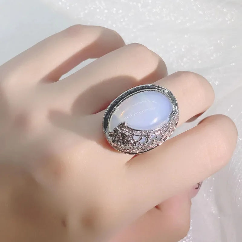 Vintage 925 Sterling Silver Opal & CZ Carving Ring - Egg-Shaped Engagement/Wedding Jewelry Gift for Women