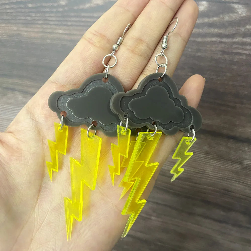 2023 Fashion New Dark Cloud Lightning Pendant Earrings For Women Niche Design Versatile Ladies Street Shooting Earrings Jewelry