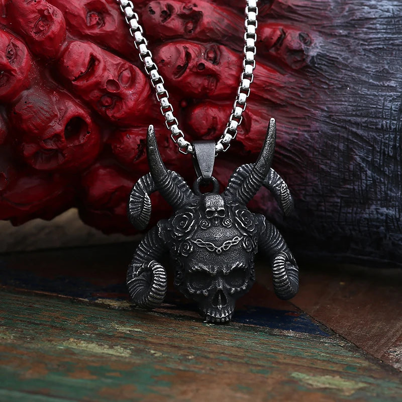 Biker 2024 New horn And Skull Pendant Necklace Metal Pearl Chain Jewelry Man Women Couple Gift Punk Rock Animal Accessories