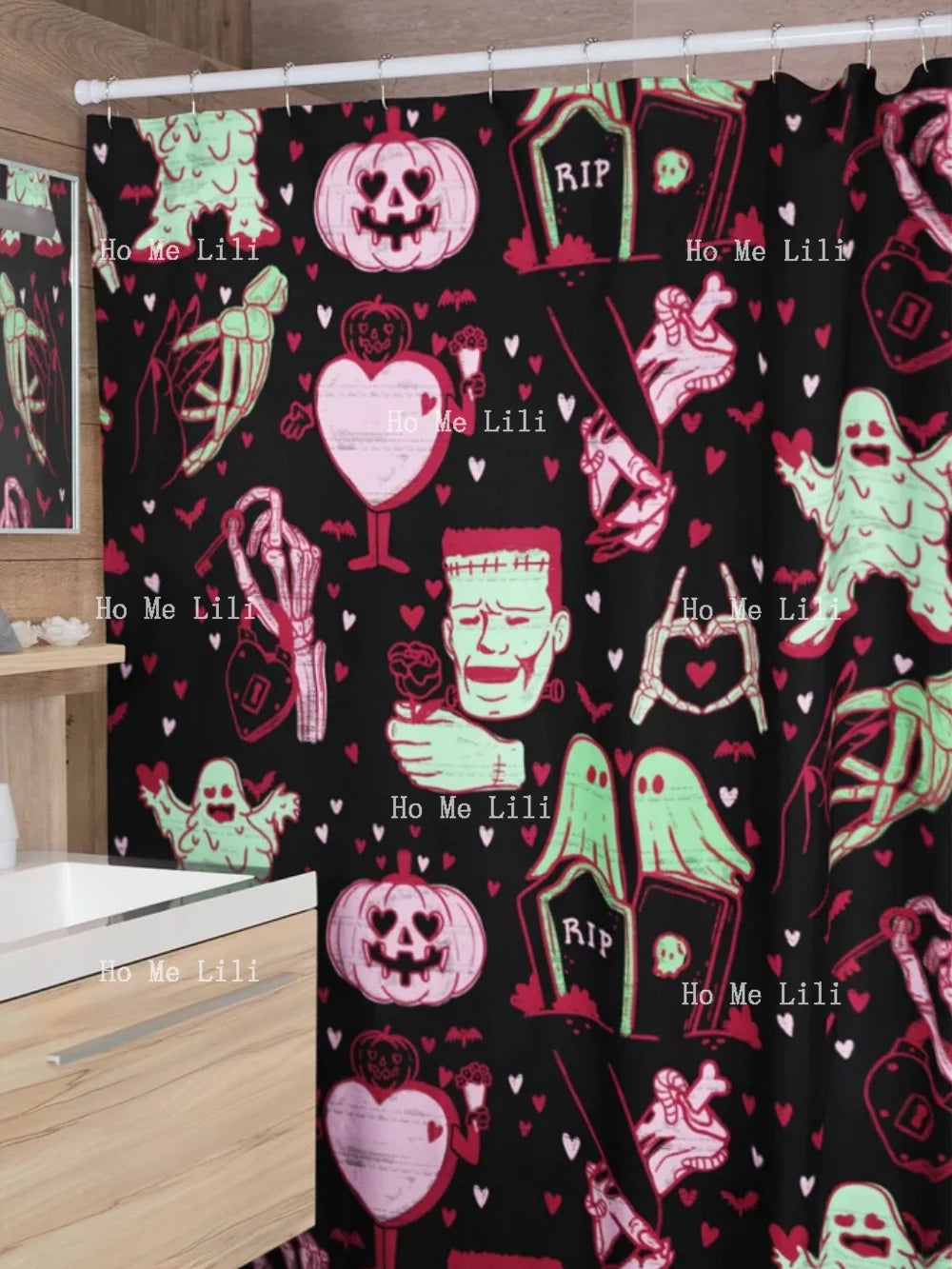 Pastel Goth Halloween Love Print Shower Curtain – Horror Valentines Kawaii Goth Alternative Romantic Design for Bathroom Decor