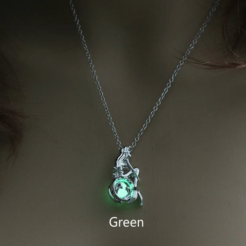 Glow in the Dark Necklace Pendant for Women - Luminous Stone Chain Necklace, Creative Fashion Jewelry for Girls