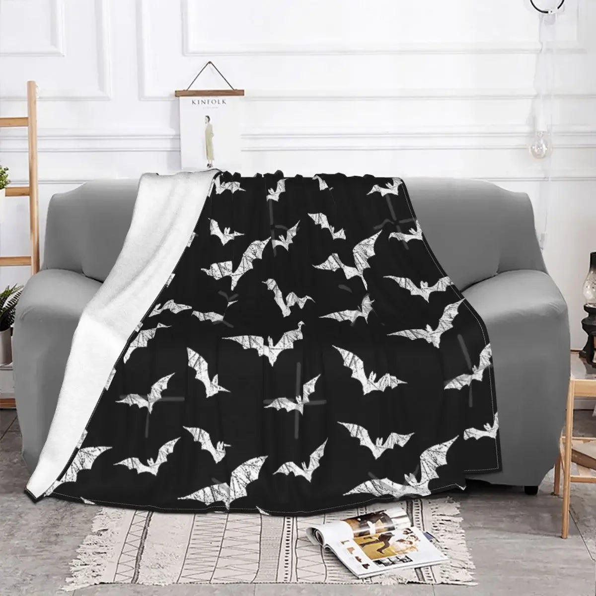 Bats Pattern Throw Blanket Halloween Goth Fleece Flannel Lightweight Blanket