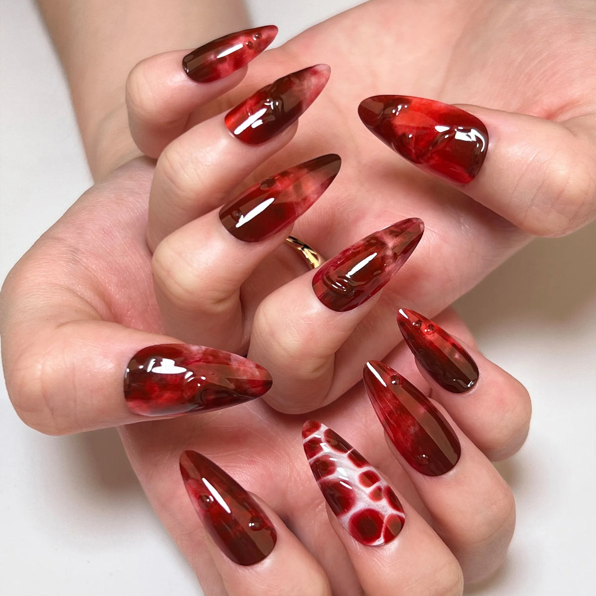 Halloween 3D Bloody Scarlet Red Halo Fake Nails - Pumpkin Skeleton Detachable Press-On Nails with Glue