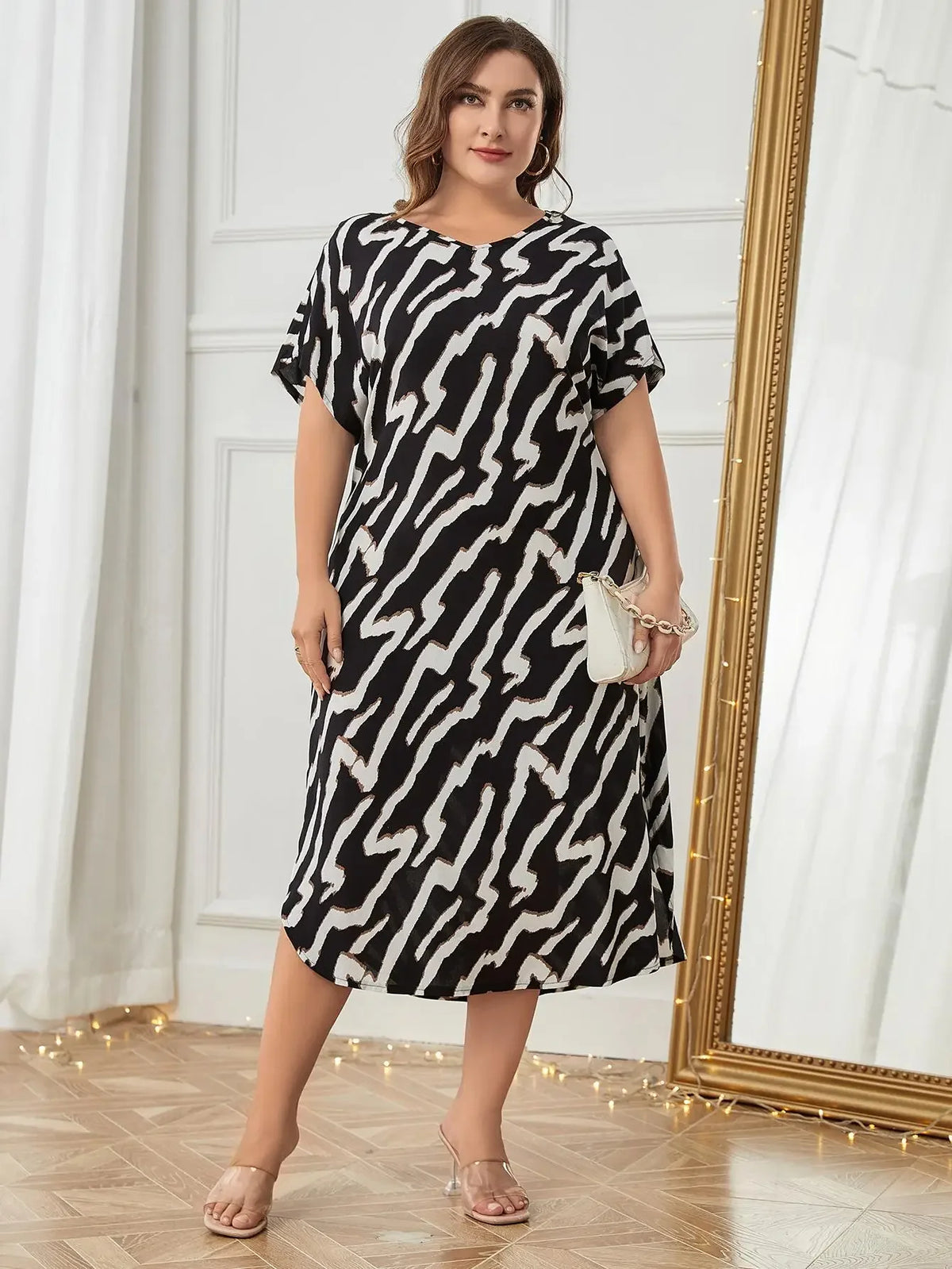 Plus Size Zebra Print Women’s Nightgown - V Neck, Short Sleeve, Side Split Sleepwear Pajamas Dress