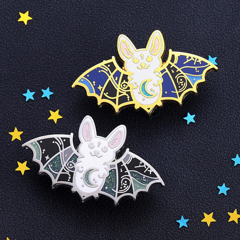 Cartoon Crescent Bat Hard Enamel Pin Goth Punk Luna Creepy Bats Animal Brooch Lapel Badge Halloween Jewelry Gifts For Friends