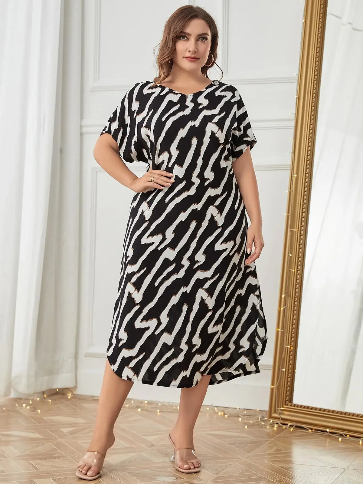 Plus Size Zebra Print Women’s Nightgown - V Neck, Short Sleeve, Side Split Sleepwear Pajamas Dress