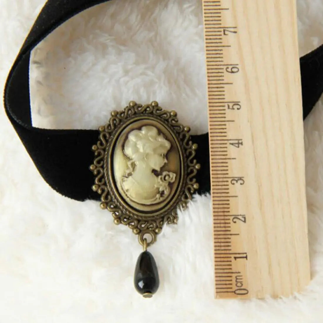 Gothic Retro Black Victorian Cameo Choker - Pearl Bead Velvet Pendant Necklace for Women and Girls