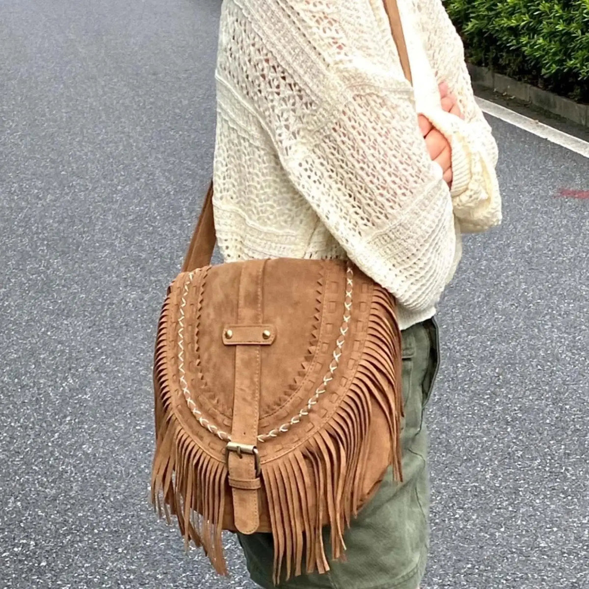 Retro Faux Suede Tassel Shoulder Bag – Handmade Boho Crossbody Messenger Bag for Women