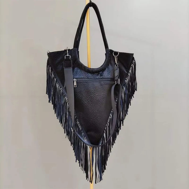 Fashion Punk Triangular Rivet Shoulder Bag – Cool Trendy Crossbody with Tassel, Harajuku Style Handbag for Women