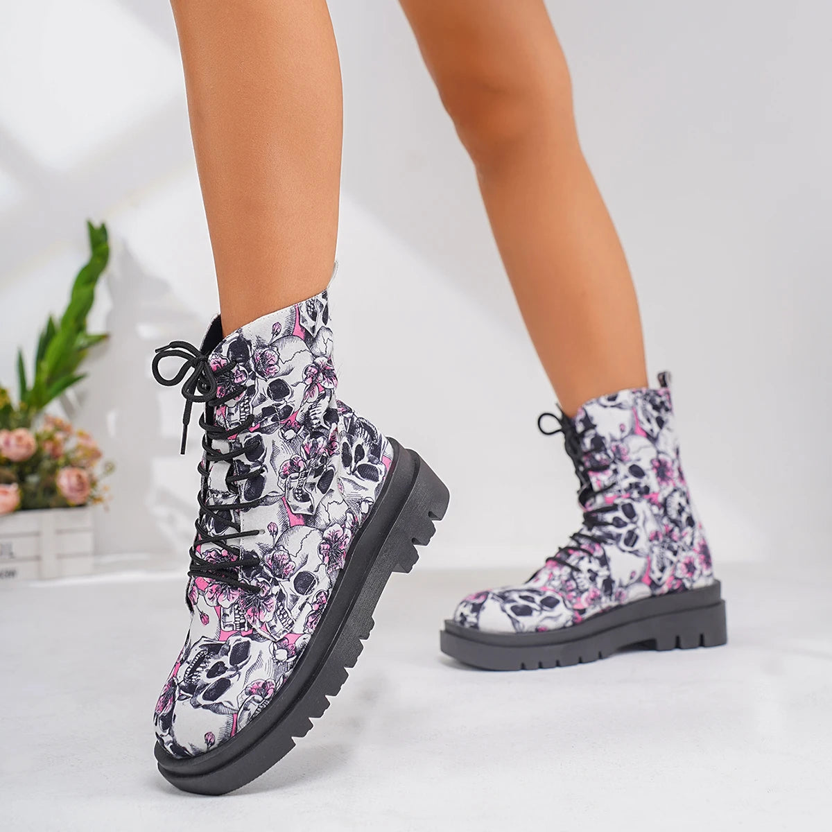 Spring and Autumn Punk Style Patterned Print Lace-Up Martin Boots