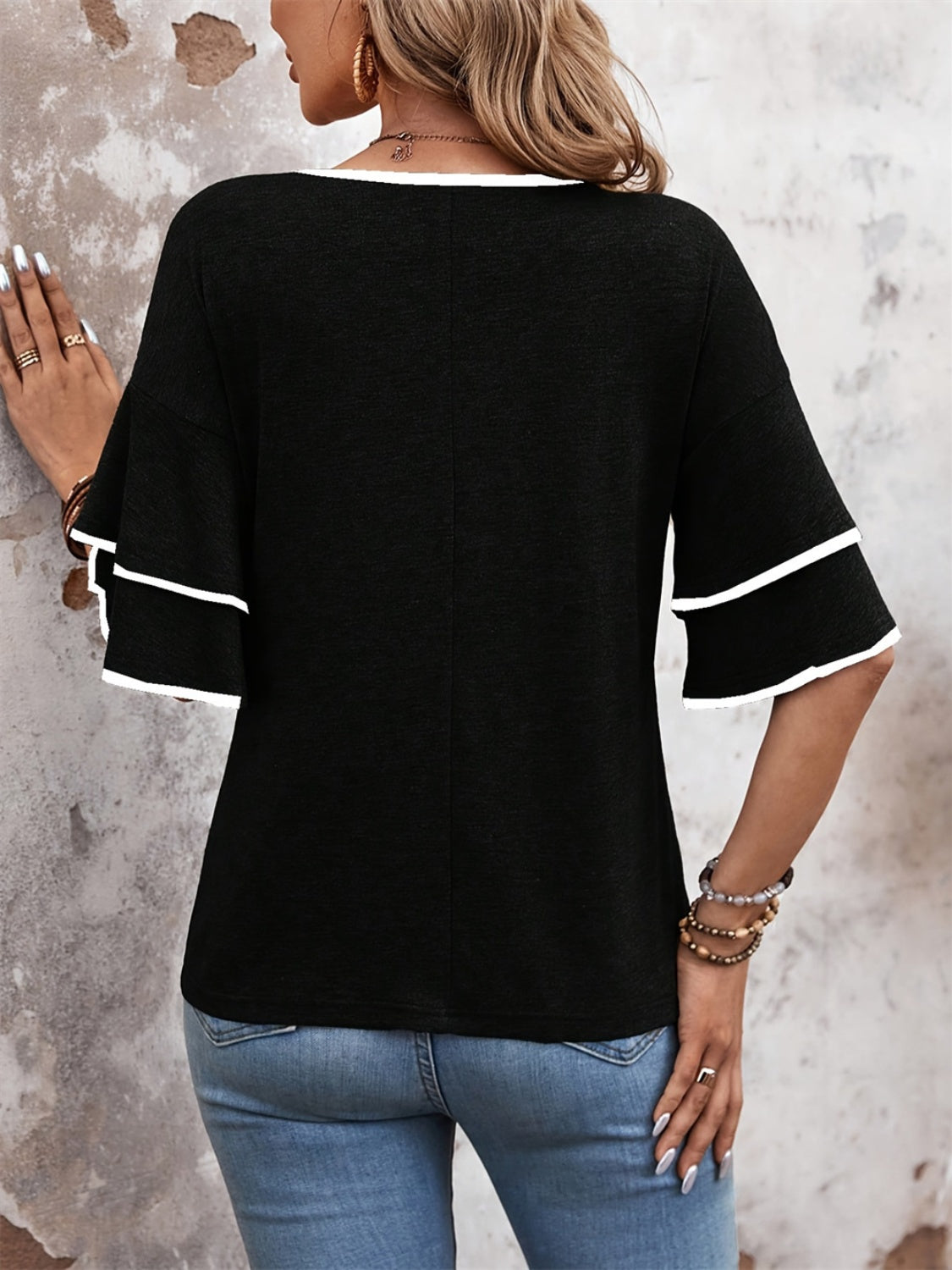 Contrast Black & White Trim V-Neck Half Sleeve Blouse