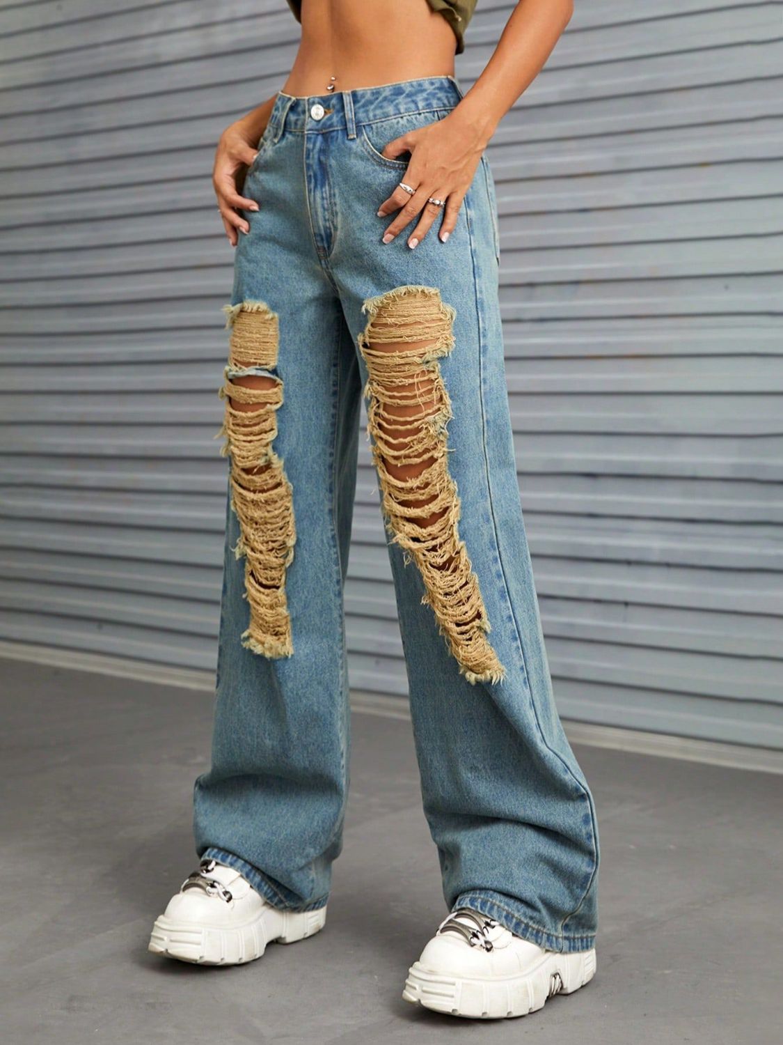 Distressed Baggy Wide Leg Jeans with Front And Back Pockets