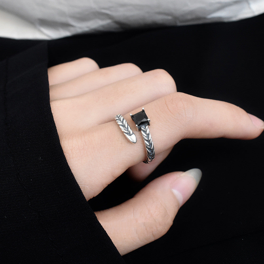 Retro Style Wrap Sterling Silver Braided Black Simulated Diamond Ring