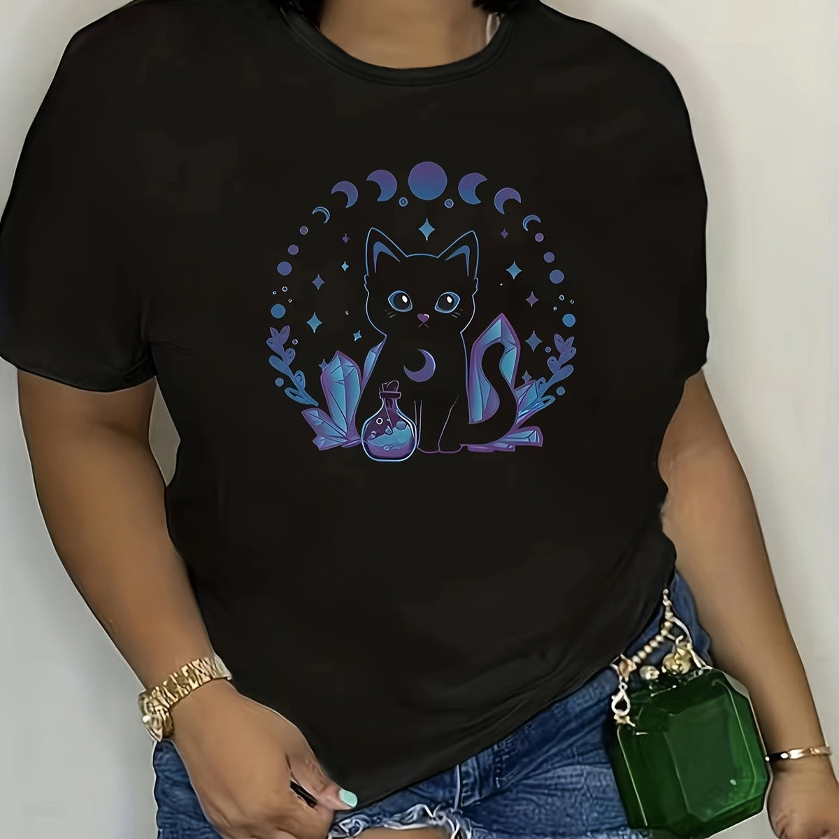Cat Print Crew Neck T-shirt: Stylish Plus Size Casual Wear for Women