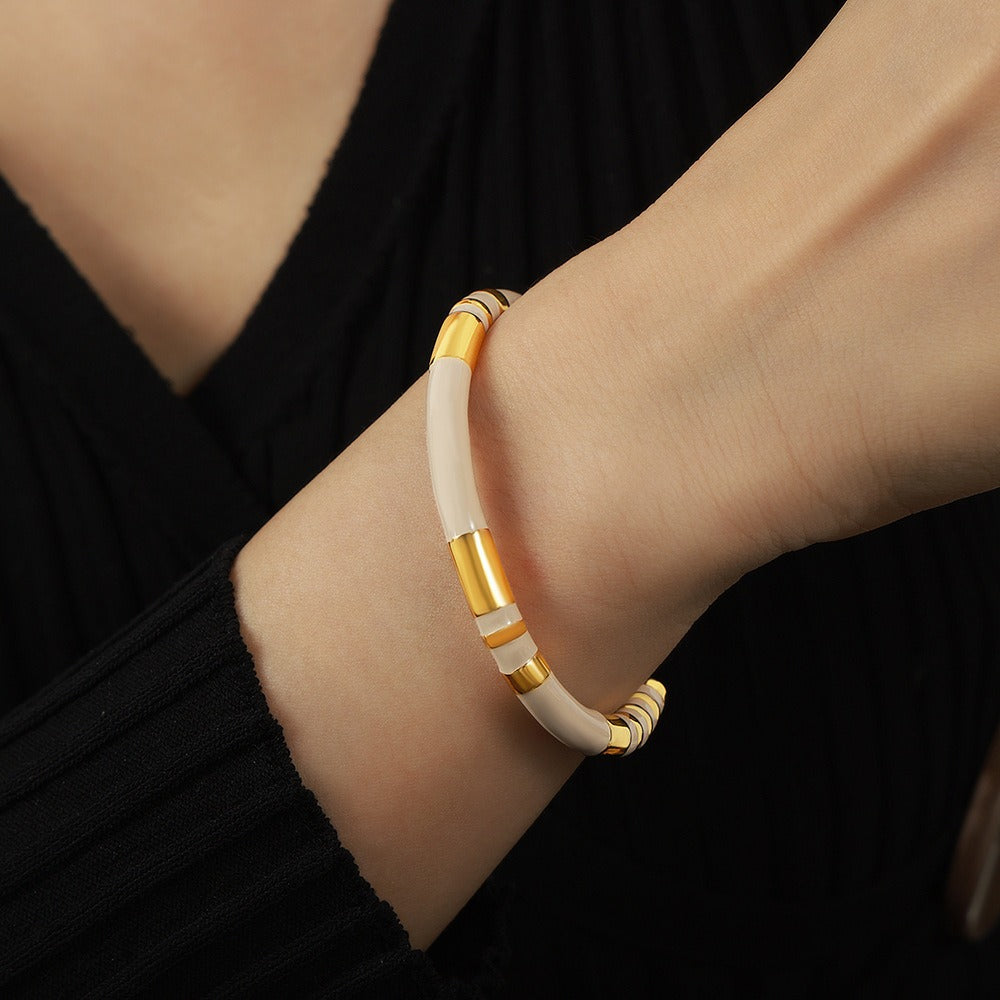 18K gold simple and elegant C-shaped opening design versatile bracelet