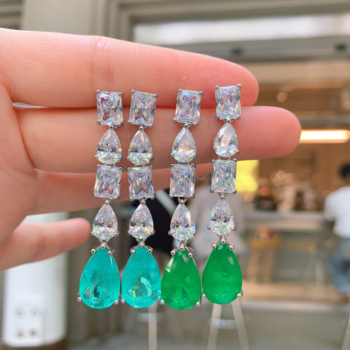 Fashion Retro Color Treasure Emerald Earrings