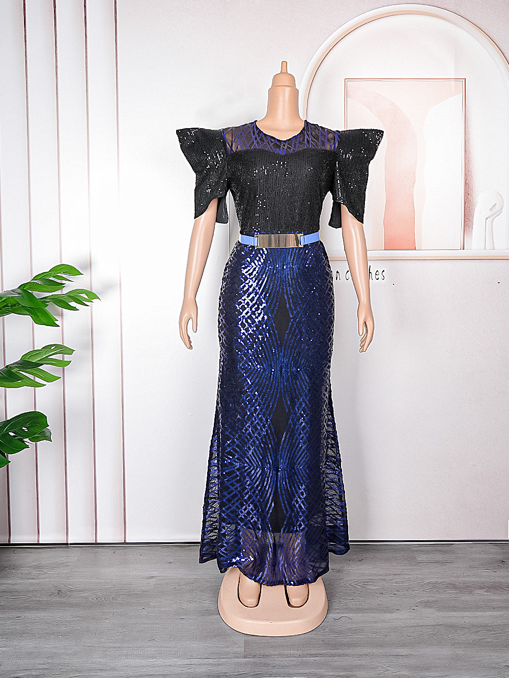 Sequins Point Shoulder Formal Evening Wear Plus Size Gown