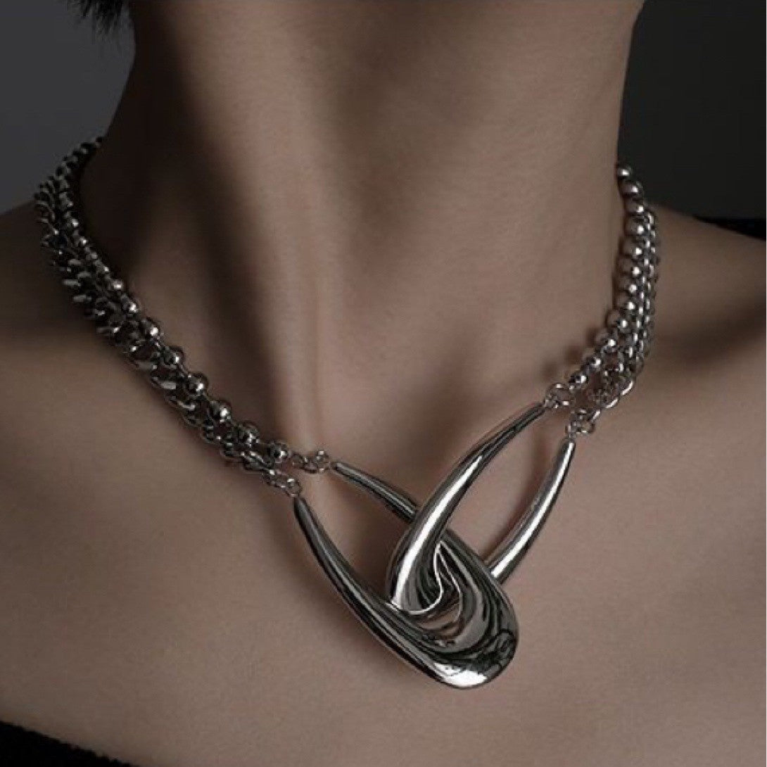 Beautiful Unique Style Double Ring Interlocking Necklace