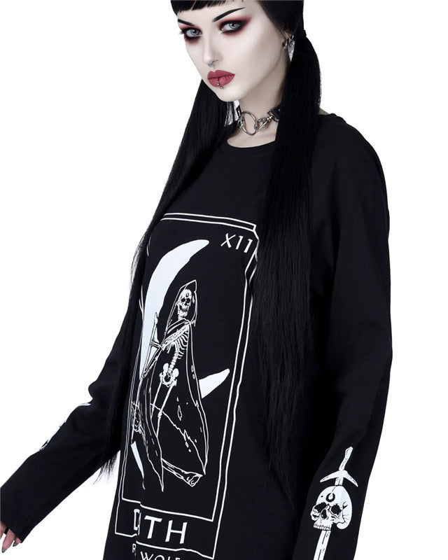 Witchy Wear Gothic Dark Moon Tarot Card Graphic Print Sweatshirt