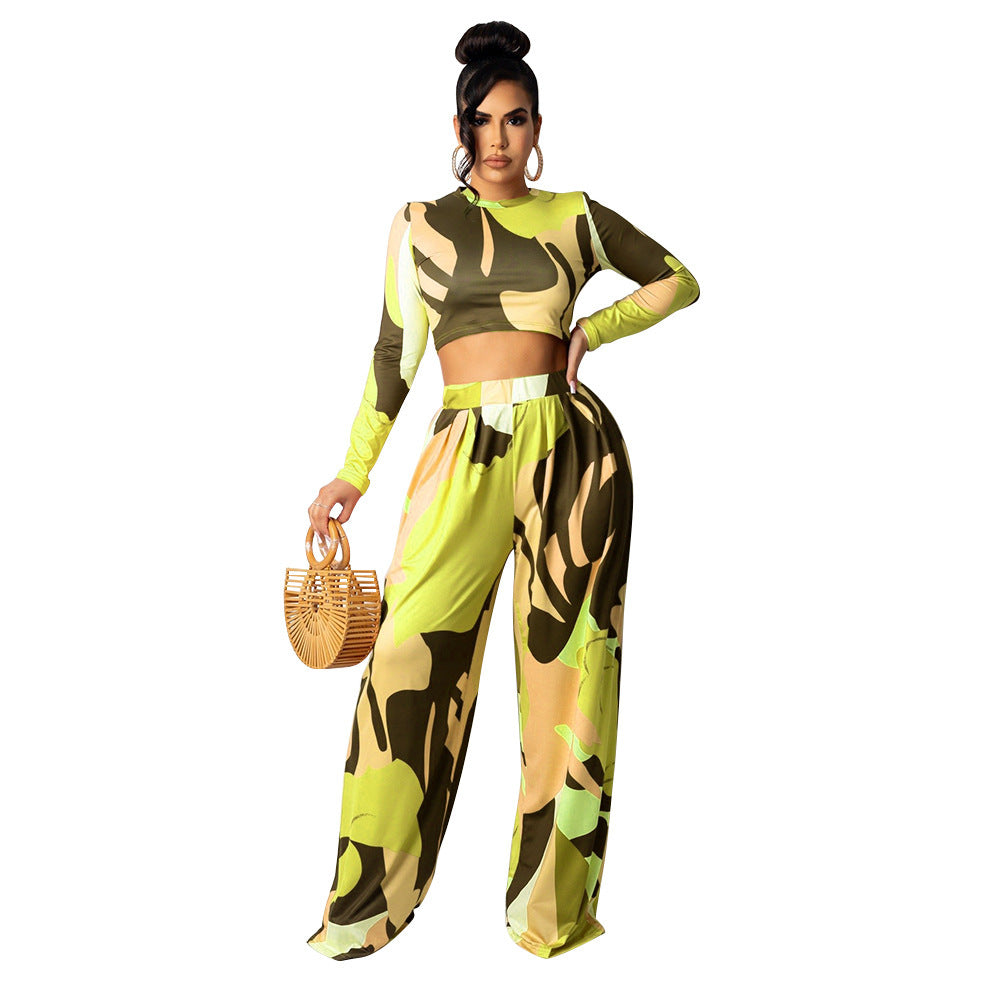 Casual Long-Sleeved Crop Top With Flared Digital Print Pants Two Piece Suit