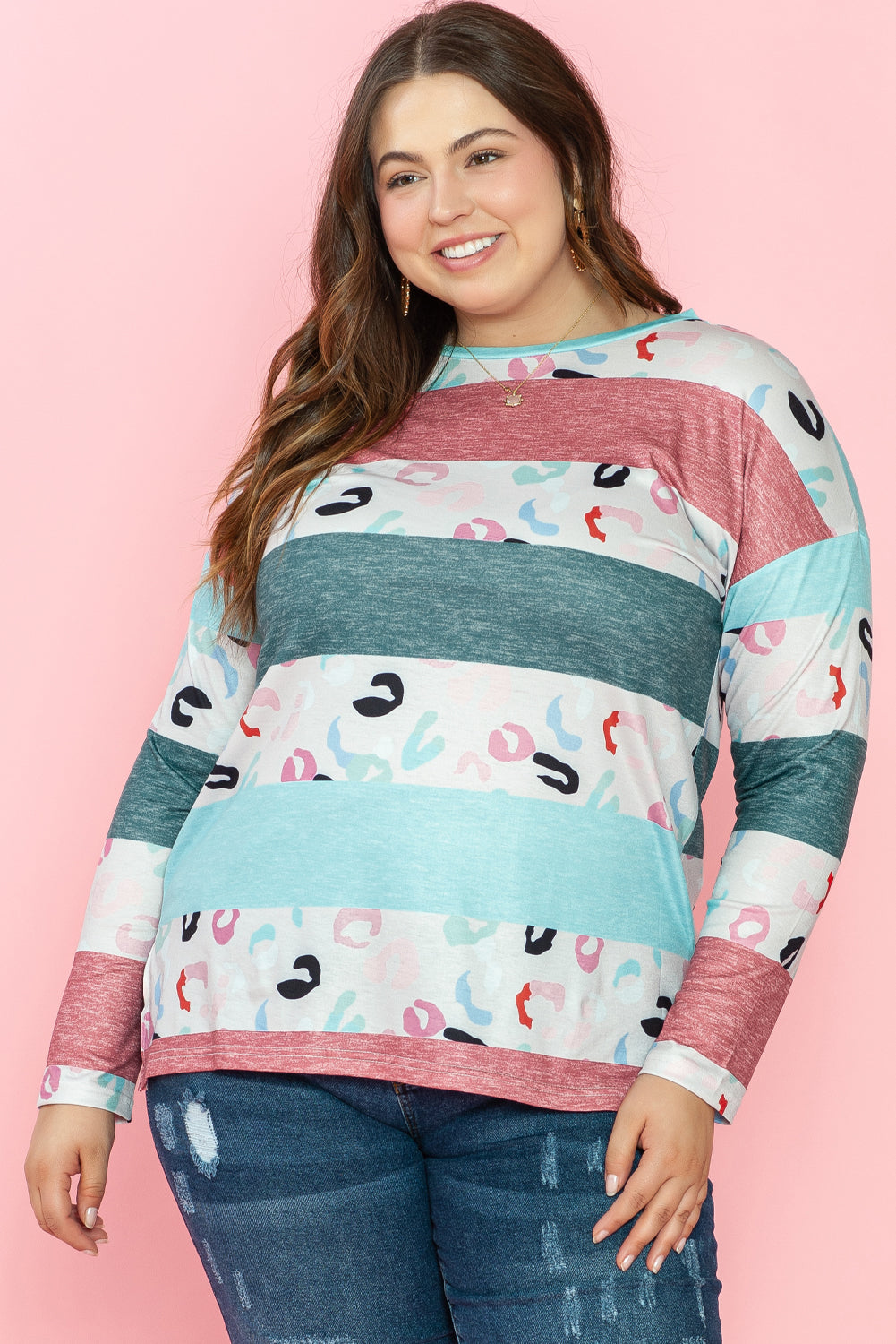 Green Plus Size Colorblock Pullover Top