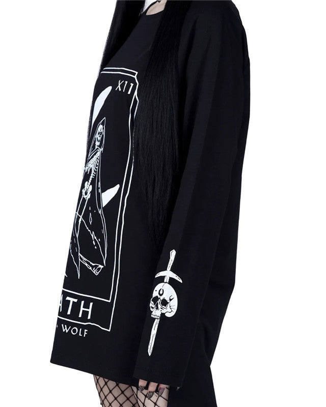 Witchy Wear Gothic Dark Moon Tarot Card Graphic Print Sweatshirt