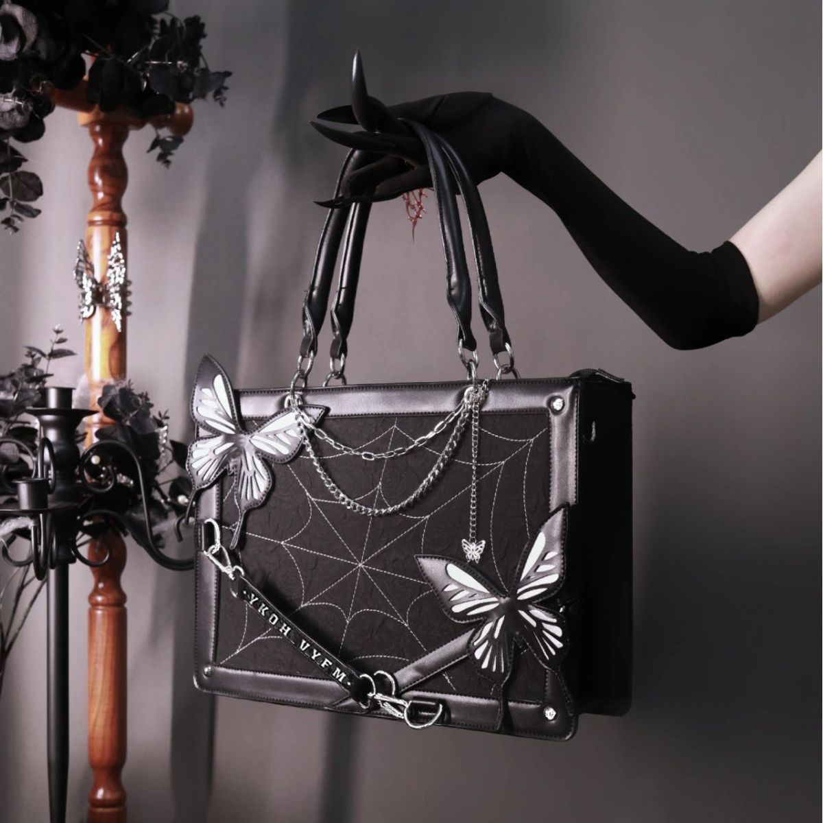 Dark Style Labyrinth Butterfly Tote Bag Handheld Horizontal Bag