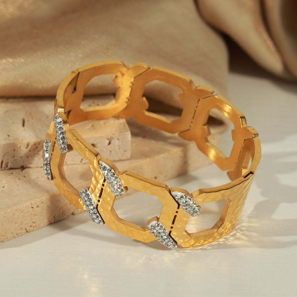 18K gold simple and elegant geometric C-shaped inlaid zircon design hip-hop style bracelet