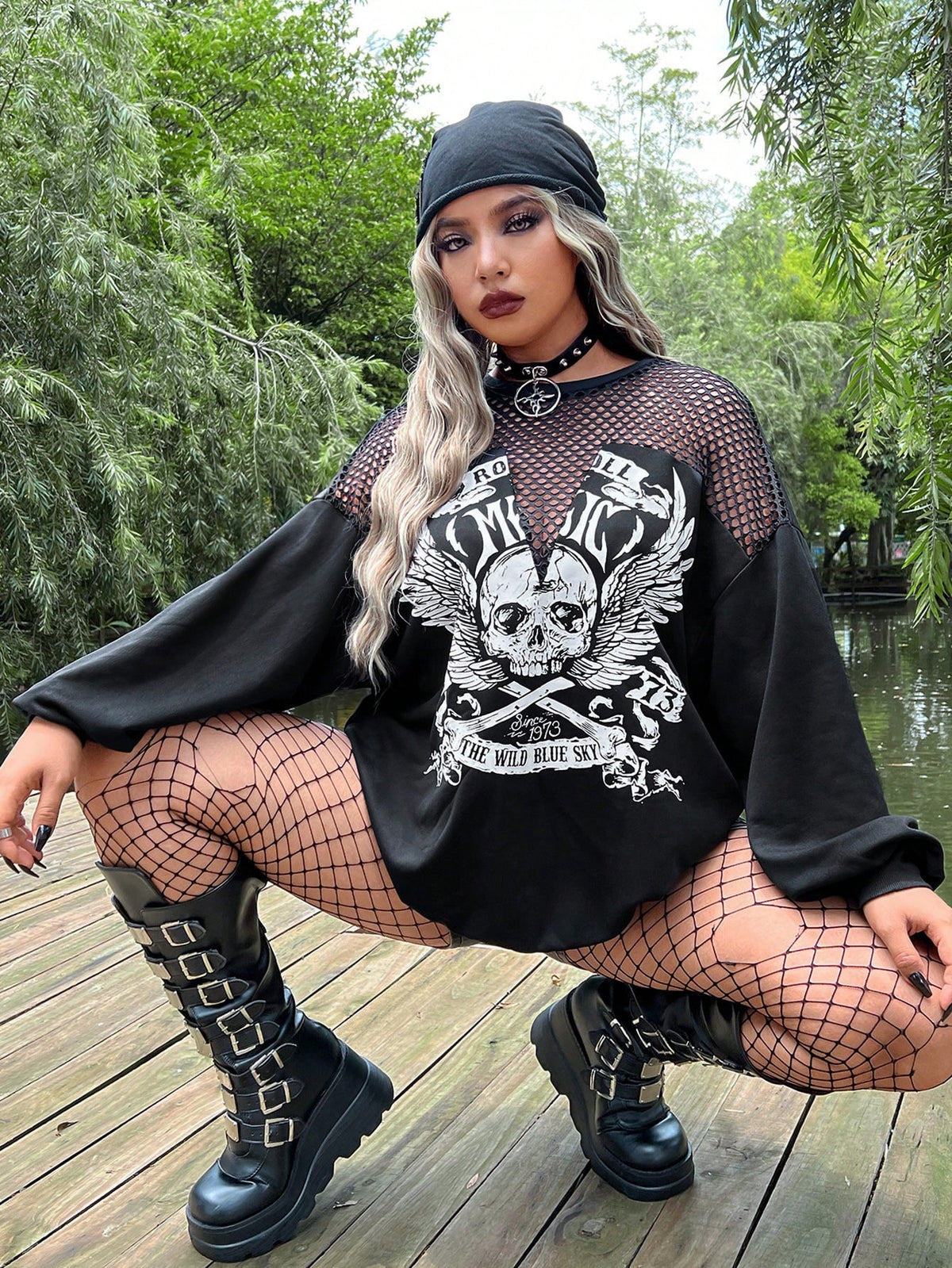 ROMWE PUNK Plus Skull Print Contrast Fishnet Drop Shoulder Sweatshirt